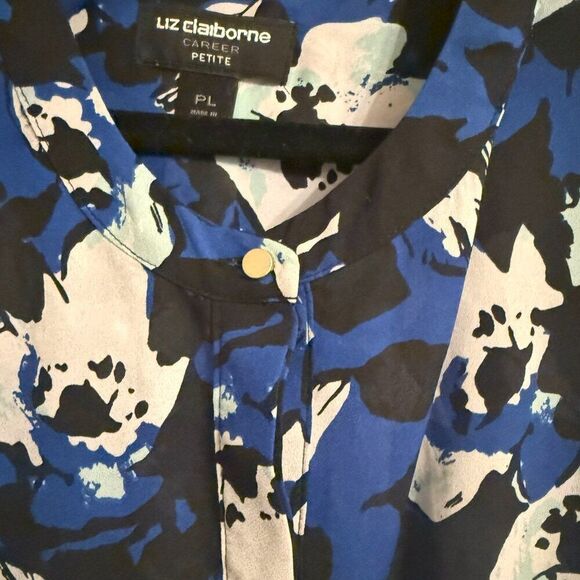 Liz Claiborne Career Blue White Floral Top | Size Large Petite | EUC - Picture 4 of 4